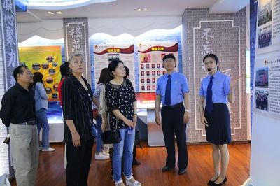 大理 邀“廉內助”進檢察院共話家風，共筑檢察清廉防線